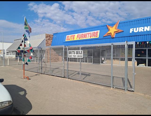 600M² BUILDING FOR SALE IN BRITS CENTRAL